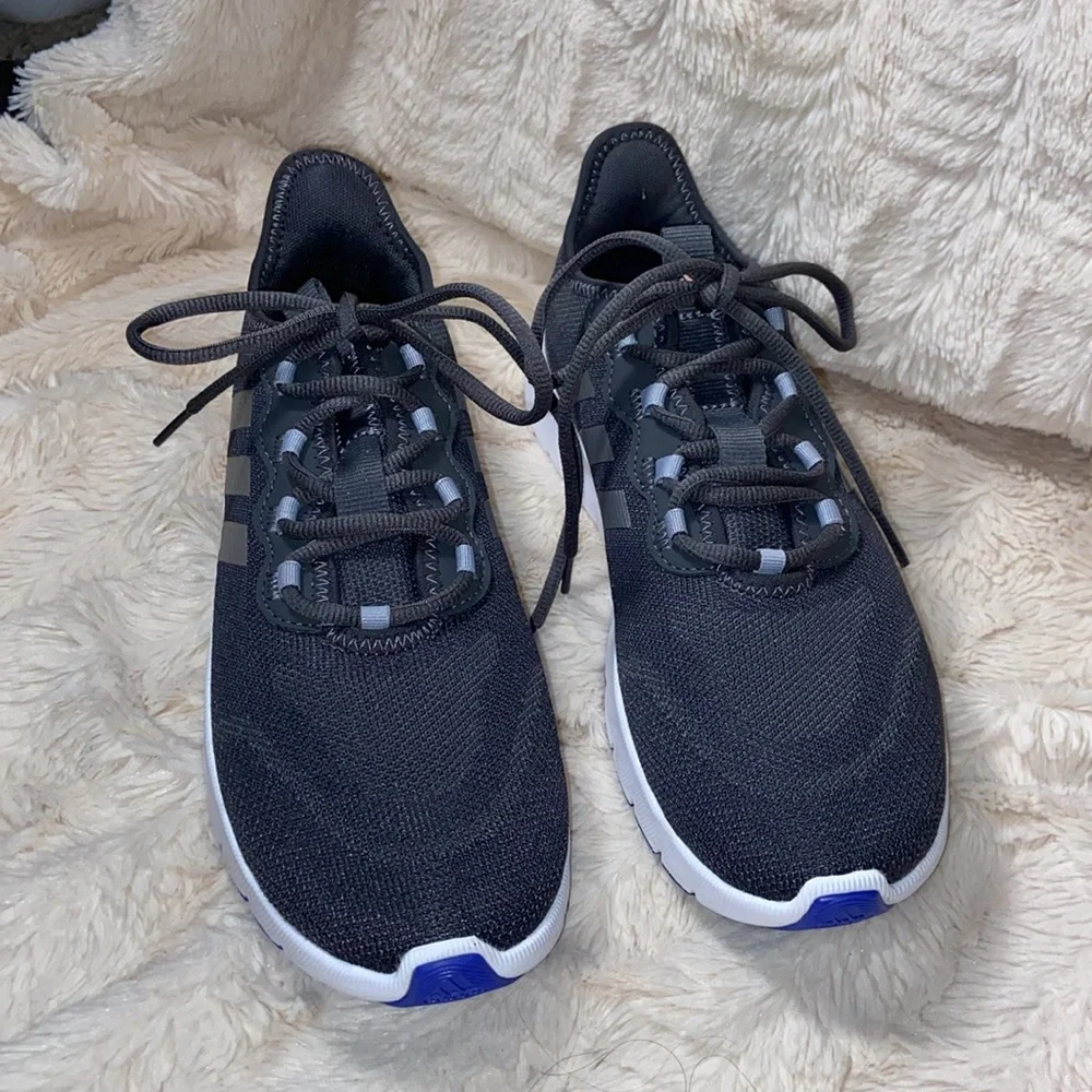 Like new Adidas Nario Move Women’s Shoes
